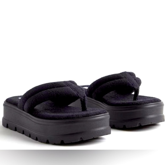 torrid Shoes - Torrid Black Terry Thong Flatform Sandal Flip Flops (WW) Size 8.5